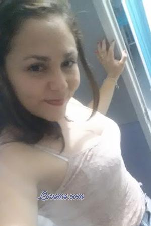 169894 - Yuli Age: 41 - Colombia