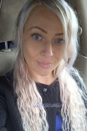 204710 - Olga Age: 39 - Russia