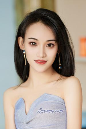 214664 - Qiulan Age: 23 - China